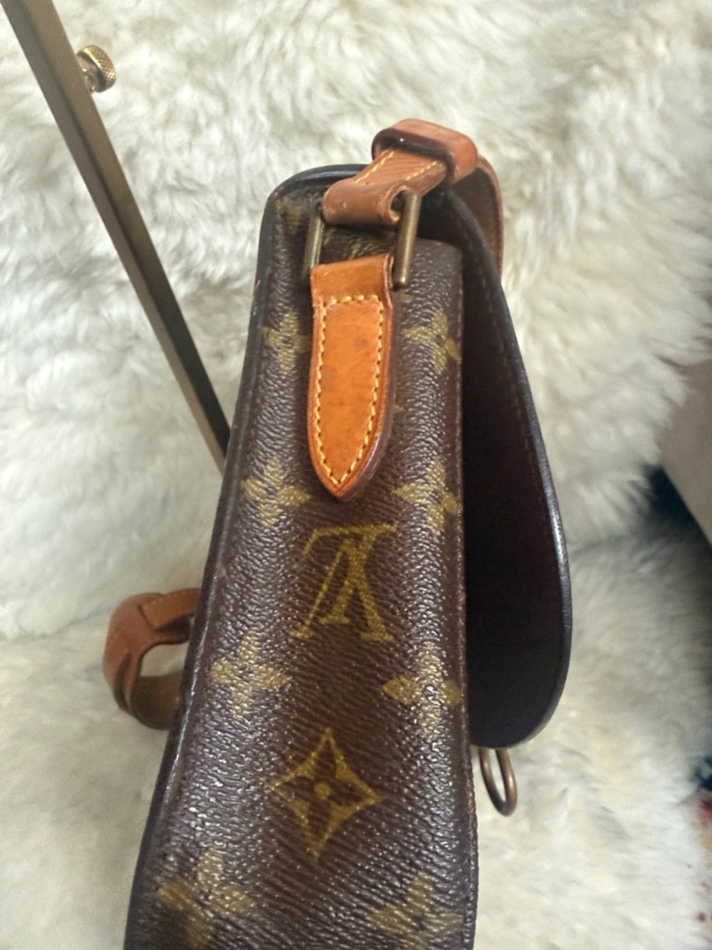 Louis Vuitton Monogram Canvas Saint Cloud Crossbody in Brown with Tan Trim - Picture 6 of 9